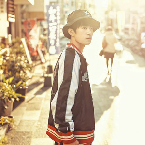 免费看裸体美女www
